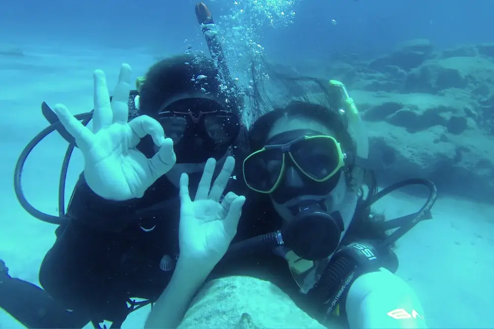 Instructor explaining PADI Discover Scuba skills Protaras Cyprus